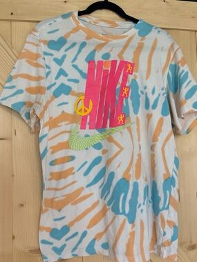 Nike Short-Sleeve Tie-Dye Graphic Tee — White, Blue & Orange